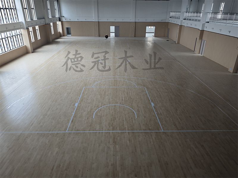 湖南德冠木業(yè)有限公司,德冠運動地板,跳躍者運動地板,籃球館地板,舞臺地板