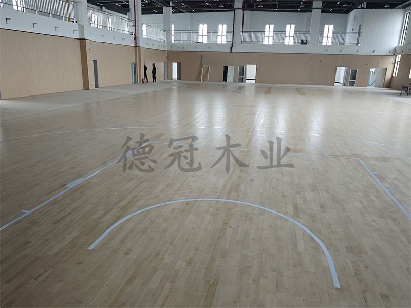 湖南德冠木業(yè)有限公司,德冠運動地板,跳躍者運動地板,籃球館地板,舞臺地板